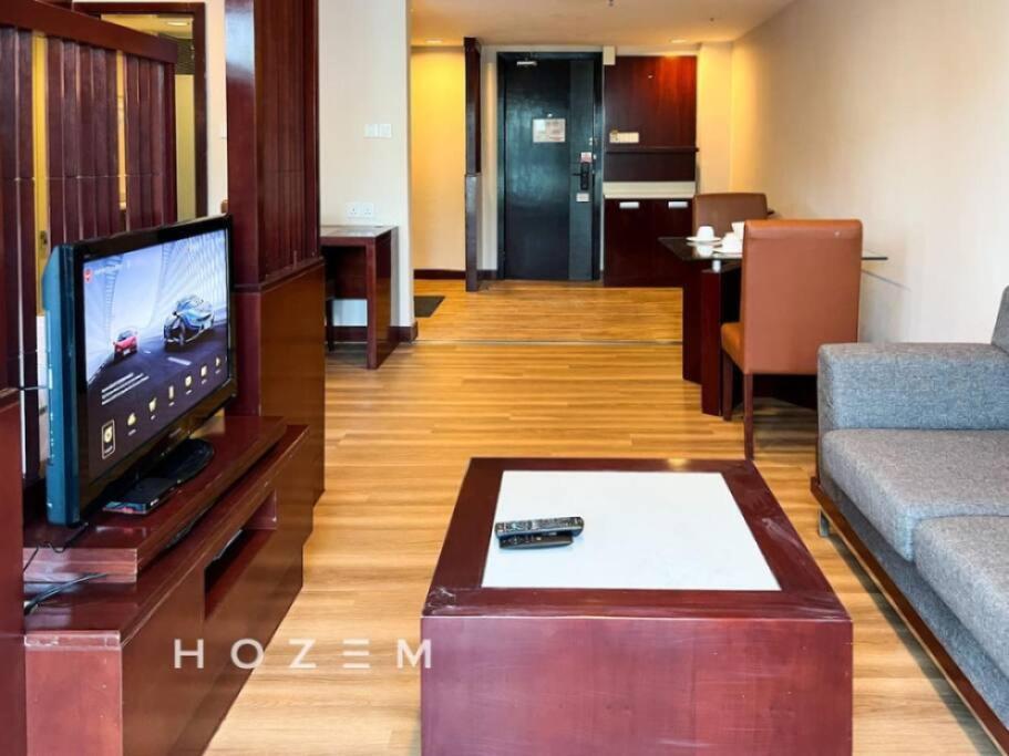 1br2b Hozem Kk0866 Cbd Apartment *